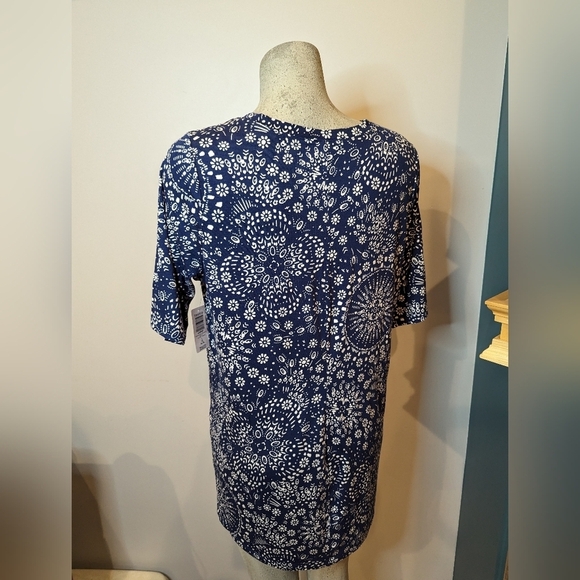 Torrid Favorite Tunic Super Soft blue V-Neck Tee Size 1x - Picture 10 of 11